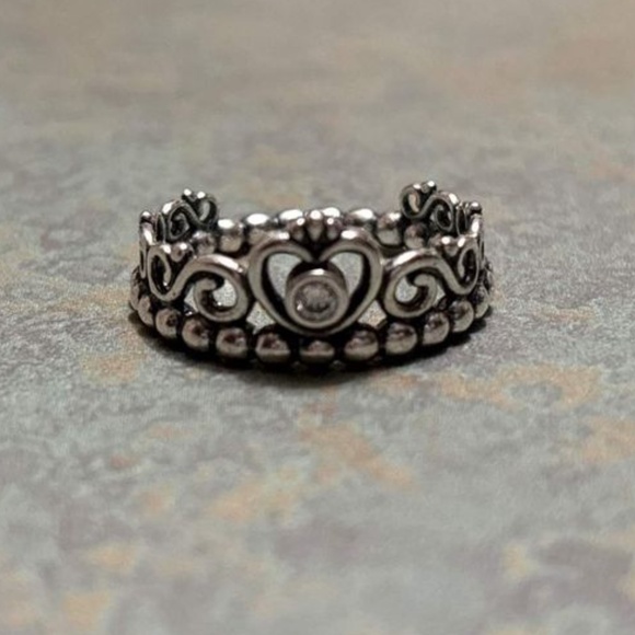 PANDORA- PRINCESS TIARA STERLING SILVER CROWN RING - Picture 4 of 4